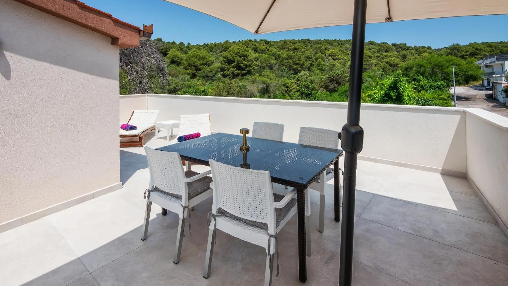 Bruno'S Poolside Apartments Trogir 0*,