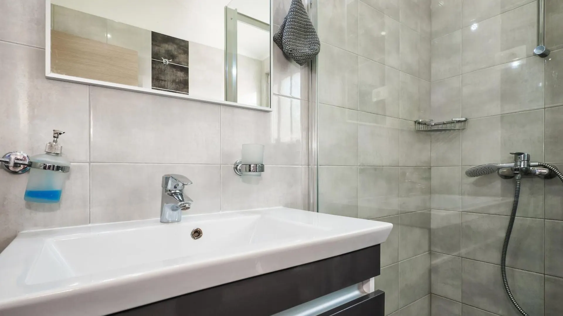 Bruno'S Poolside Apartments Trogir 0*,  Croacia