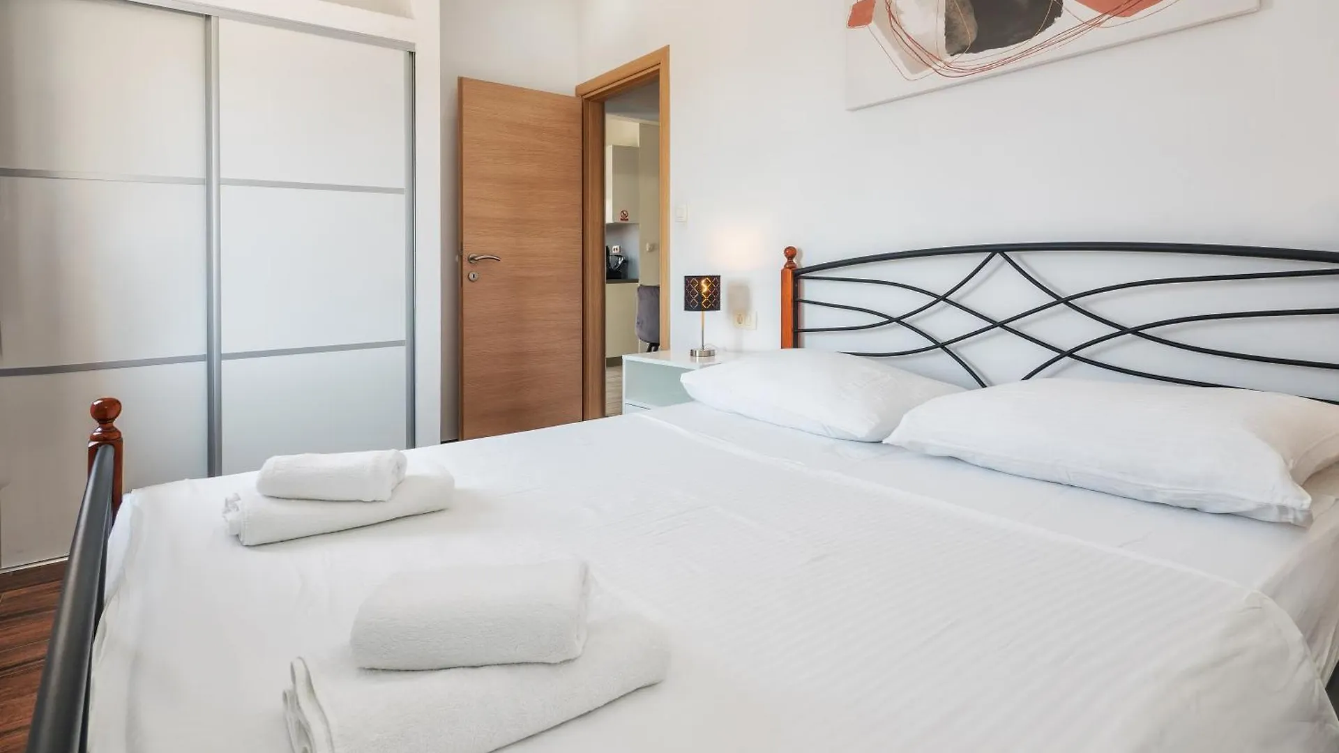 Bruno'S Poolside Apartments Trogir
