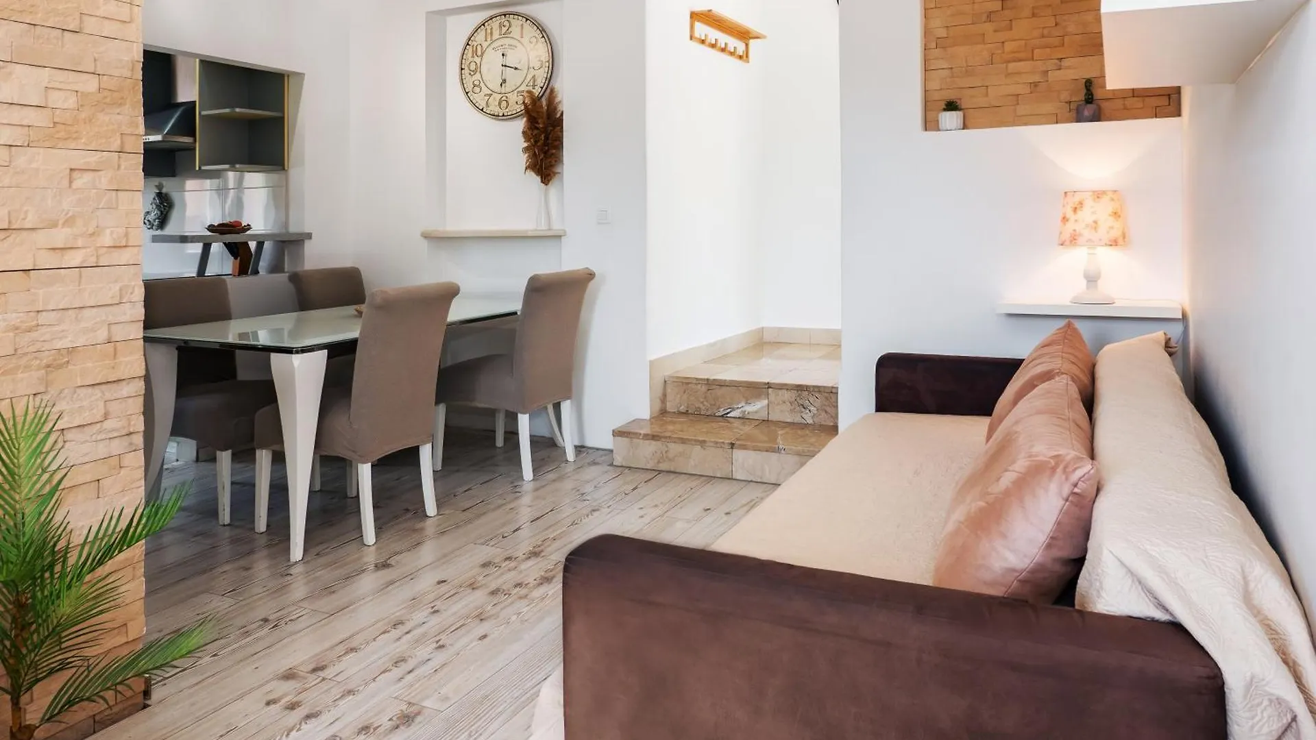 Bruno'S Poolside Apartments Trogir
